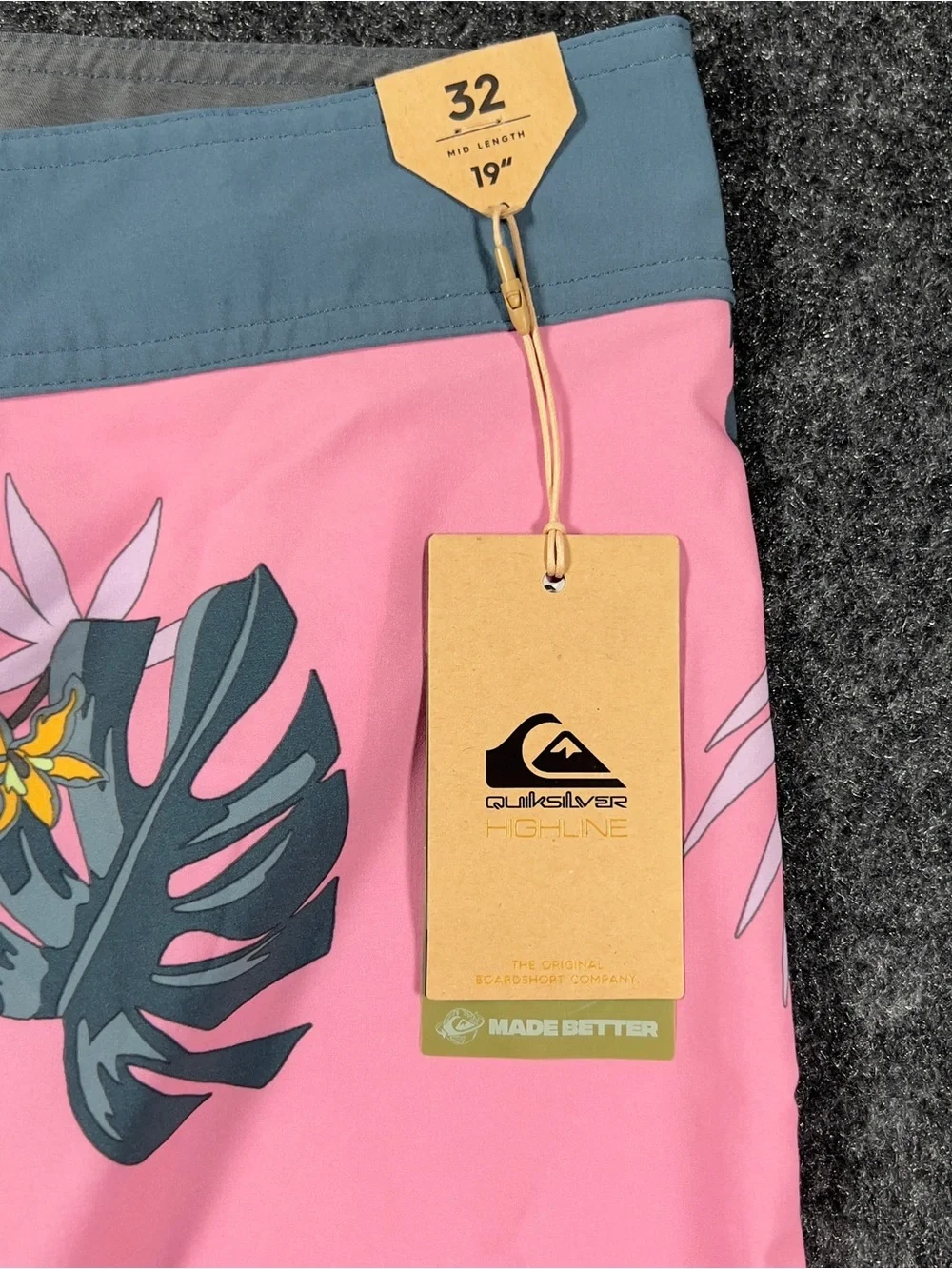 Quiksilver Highline Pink Tropical Boardshorts Swim Trunks Size 32 NWT